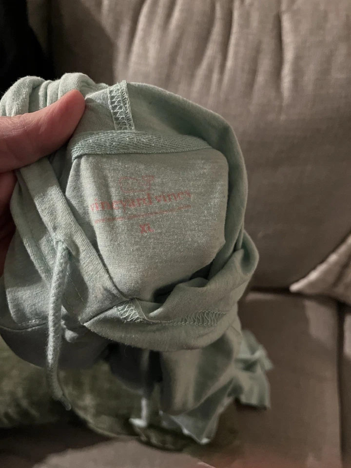 Vineyard Vines Shirt Womens XL Hooded Pullover Whale Logo Long Sleeve Casual - Image 4 of 4