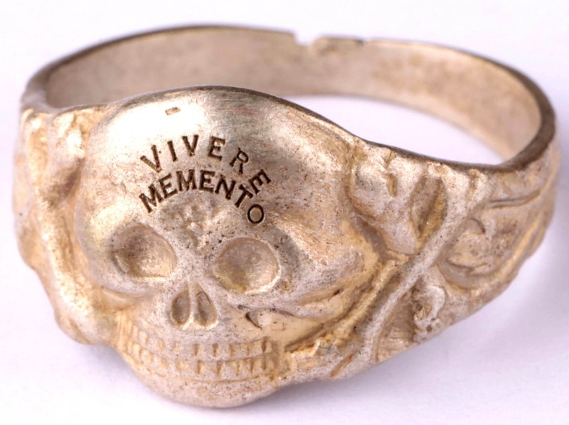 Remember to Live Vivere Memento life-affirming, calling to appreciate every mome