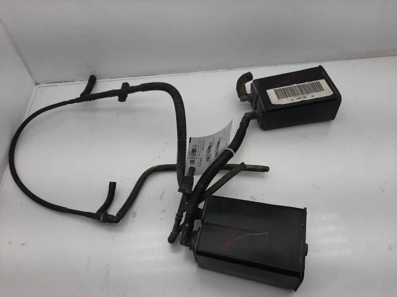 04 05 Bote de vapor de combustible Lincoln Aviator 4L2Z9D653BA Foto 2 de 4