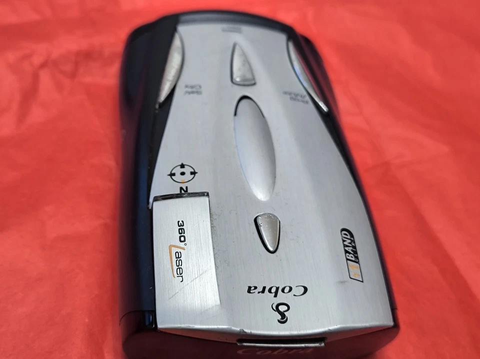 Cobra XRS-9675 Radar/Laser Detector with 360-Degree Protection - Image 2 of 4