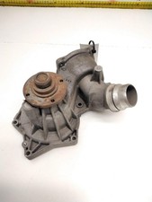 Pompe à eau BMW 535