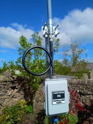 500mW (+27dBm) Outdoor 868MHz (EU/UK) oder 915MHz (US) MeshCORE/Meshtastic Repeater