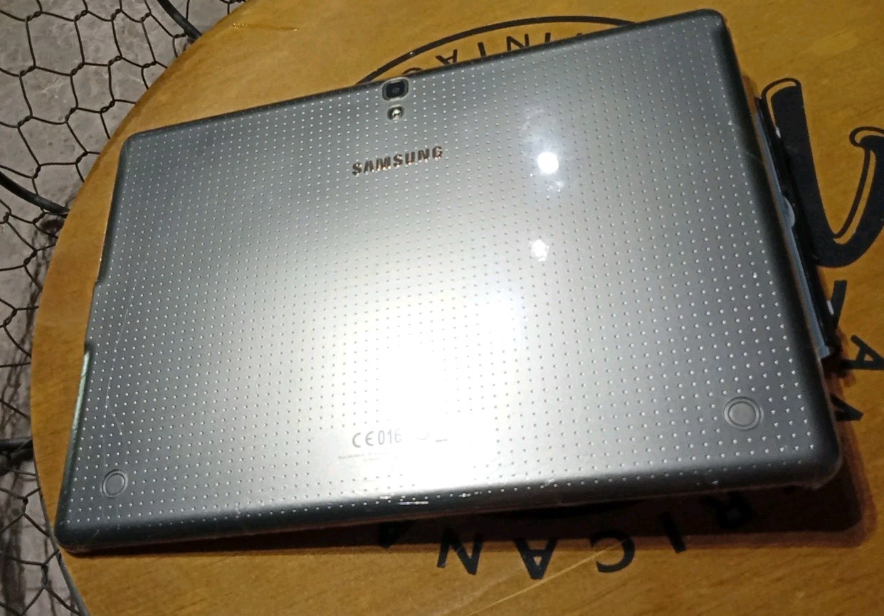 Picture 4 of 6