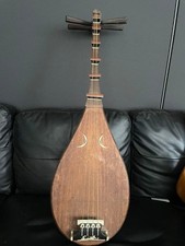 Japanese biwa musical rare instrument Chikuzen four strings and five pillars