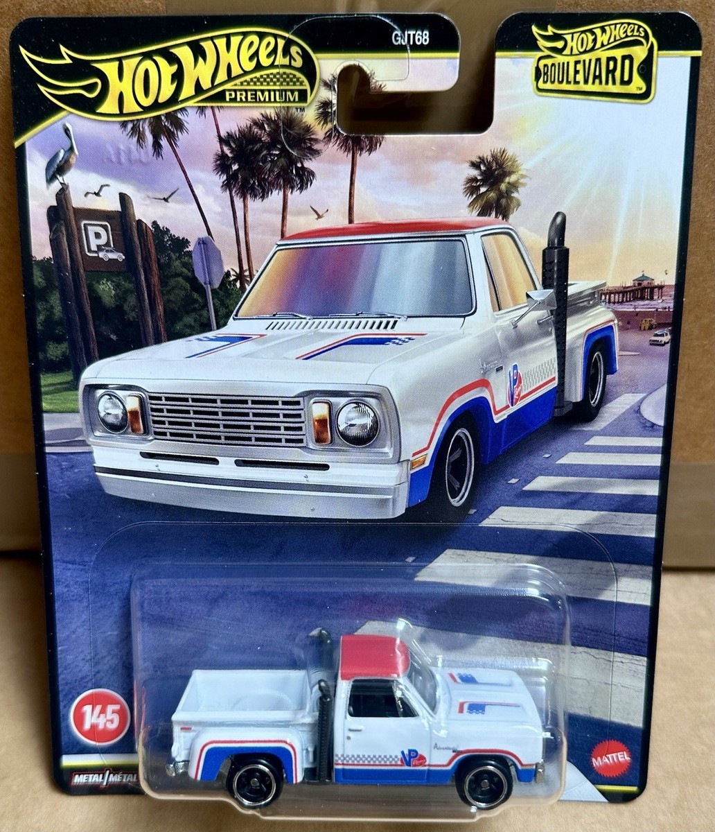 Hot Wheels 2026 Premium Boulevard #141-145 GJT68-958F Complete Set