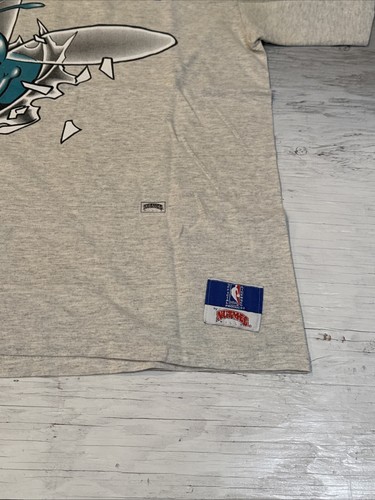 Vintage 90s NBA Nutmeg Charlotte Hornets Breakthrough Basketball Shirt Sz Large - 第 18/24 張圖片