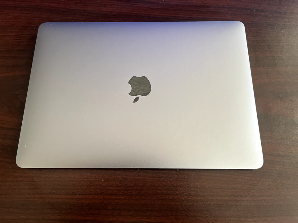 2020 MacBook Air with M1 Chip, 8GB Memory, and 512GB SSD Mint