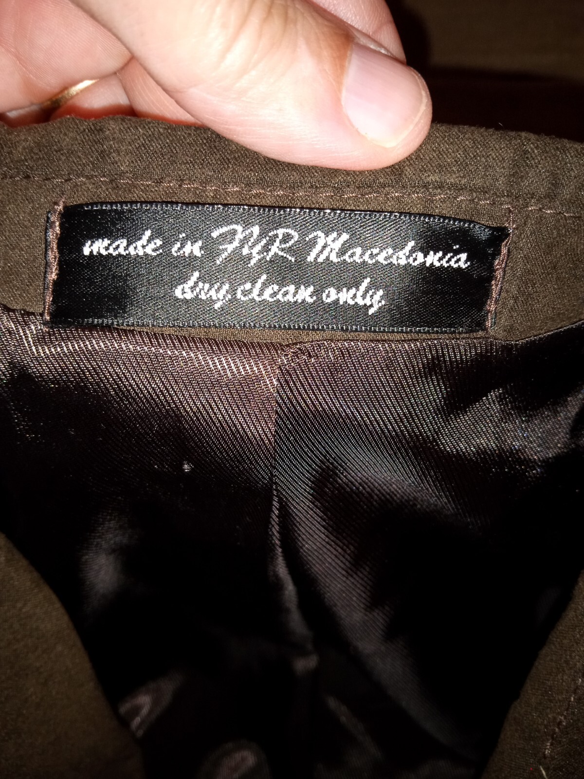 Gianfranco Ruffini Suede Three Button Solid Brown… - image 11