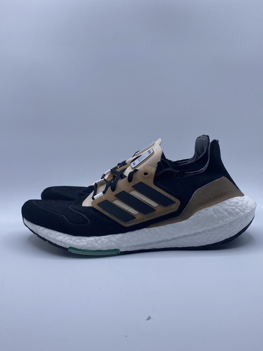 Adidas Men's UltraBoost 22 Running Size 8 Black White