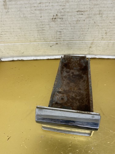 1963 Chevrolet Dash Ash Tray Assembly #3820916 Impala - Picture 3 of 24