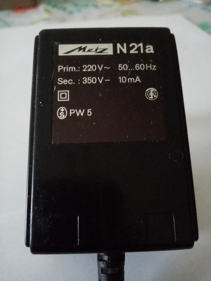 Chargeur pour Flash Metz N21 A - Photo 1/4