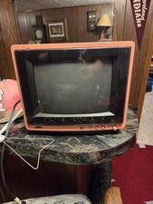 Vintage RCA CRT Television TV XL-100 EPR295D PINK