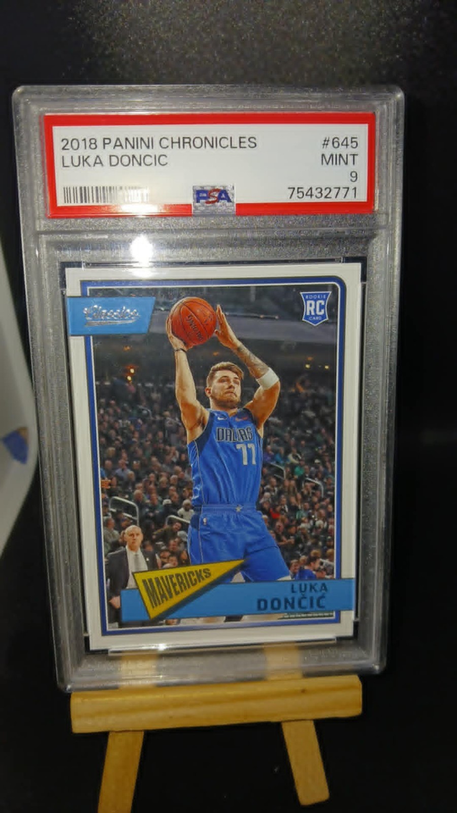 LUKA DONCIC LA LAKERS 2018 PANINI CHRONICLES #645 CLASSIC ROOKIE RC PSA 9