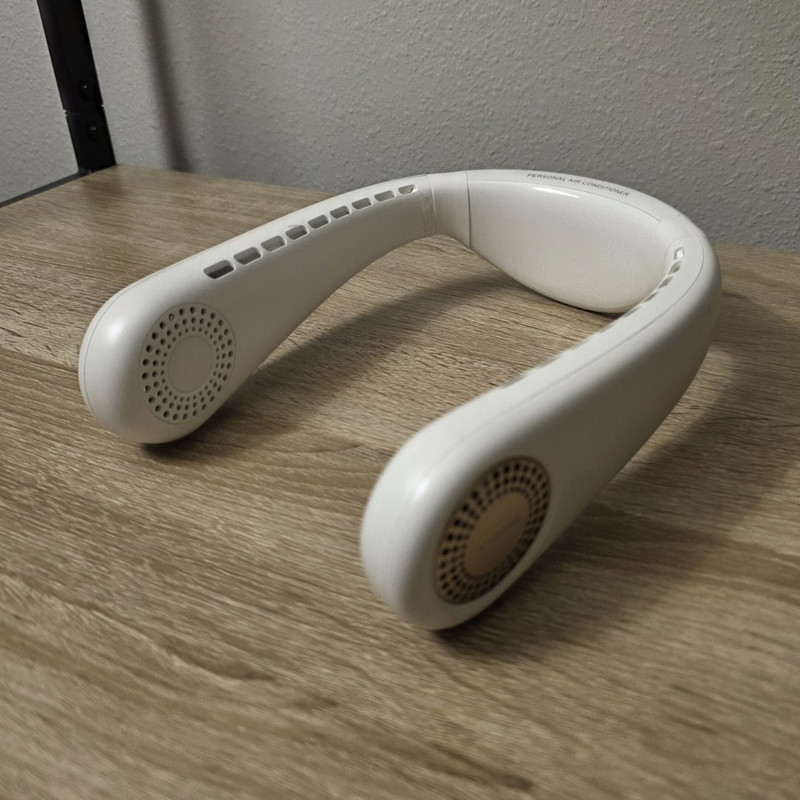 TORRAS Personal Air Conditioner U-Shaped Neck Fan Bladeless Portable White