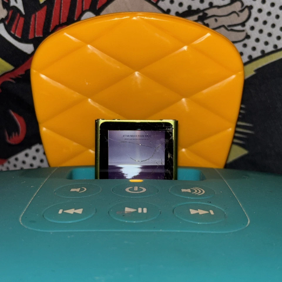 Phineas and Ferb Perry-diculous sistema de alto-falante estéreo iPod Perry the Platypus - Imagem 3 de 4