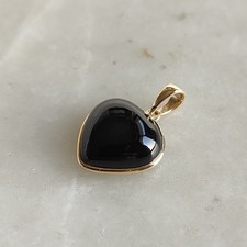 8,56 kt natürlicher schwarzer Onyx Herz Anh�...