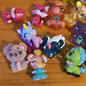 Hatchimals Lot of 32 Assorted Figures A Few Minis