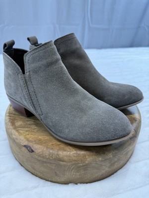 Diba Shoes Womens Size Gray Suede Ankle Boots Low Heel Zip