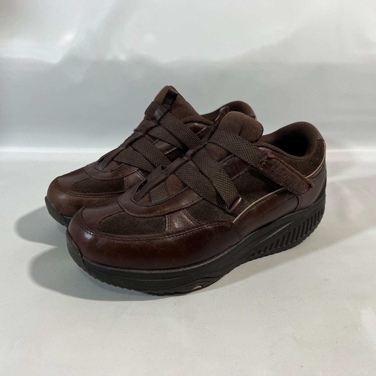 Skechers Shape Up Women Sz Brown Hydro Leather Z-Strap Toning