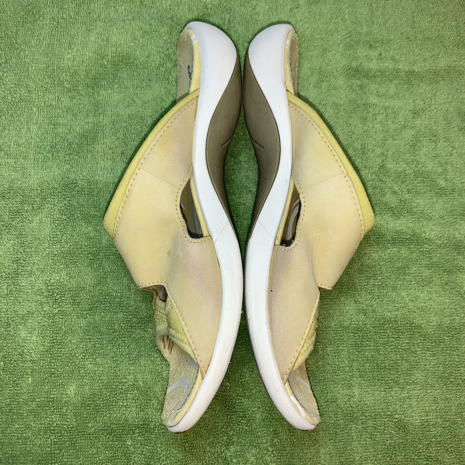 MERRELL Palmetto Leather Yellow Slides Sandals Womens… Gem