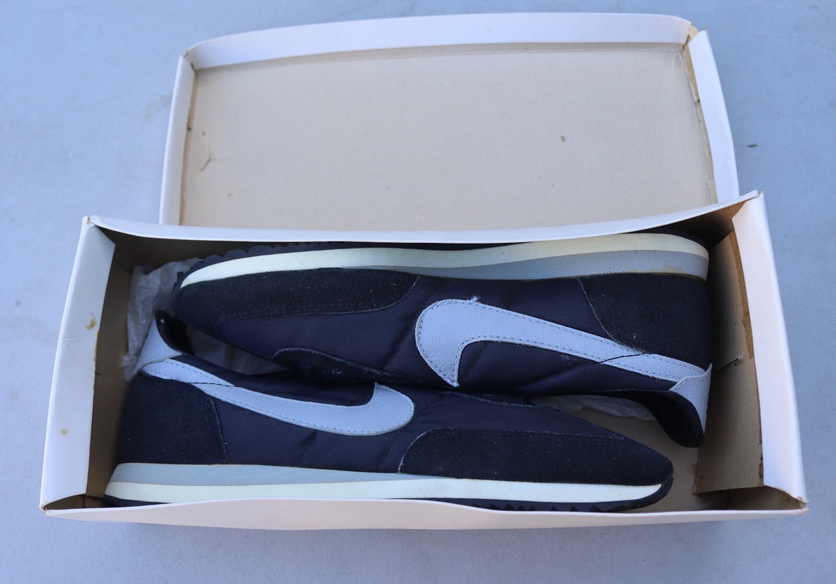 70s 80s old nike USA製 bootleg 風車 ラグラン Vintage 1980s Nike Reflex Roadrunner Black & Gray Running Shoes w