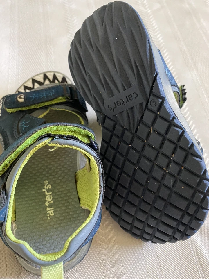 Sandalias Carter’s Boys azul/verde florente Cade Monster Teeth talla 8 M. Foto 4 de 4