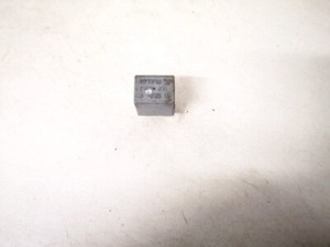 Opel Corsa 2000 Relay module 90414477, 57100 #1303335-95