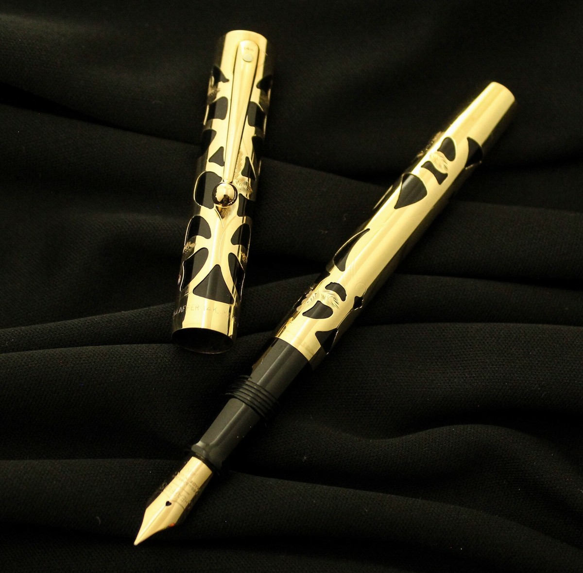 Vintage Sheaffer Nostalgia Solid 14k Gold Overlay Fountain Pen