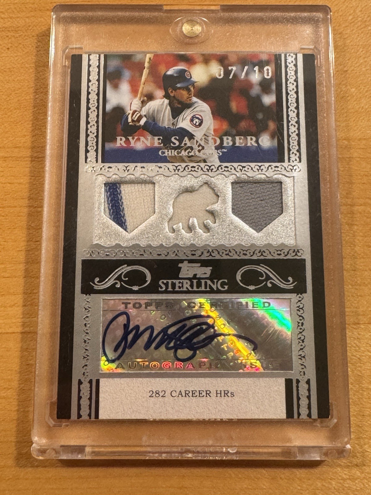 2007 Topps Sterling Ryne Sandberg Auto/Game Used Relic #7/10