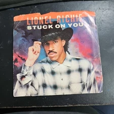 Lionel Richie – Stuck On You / Round & Round - Motown 1746MF - 45 Misprint Label