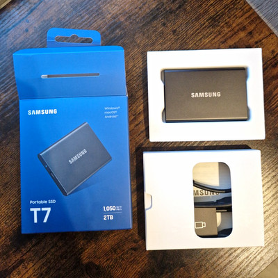 Samsung T7 Portable SSD 2TB Titanium Grey - neuwertig, unbenutzt