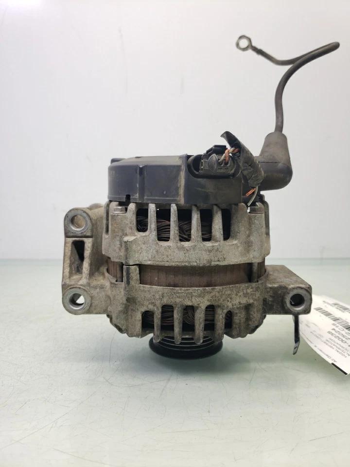 2008-10 Chevy Cobalt / Pontiac G5 2.2-2.4L Alternator OEM 15828450 - Image 3 of 4