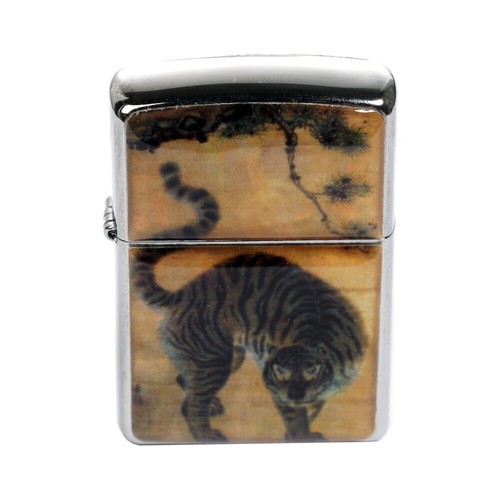 Encendedor de cigarrillos tabaco con incrustaciones de madre perla hecho a mano diseño de tigre coreano - Imagen 2 de 6