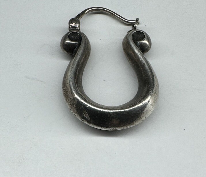 Single Replacement James Avery Scrolling Hoop Ste… - image 1