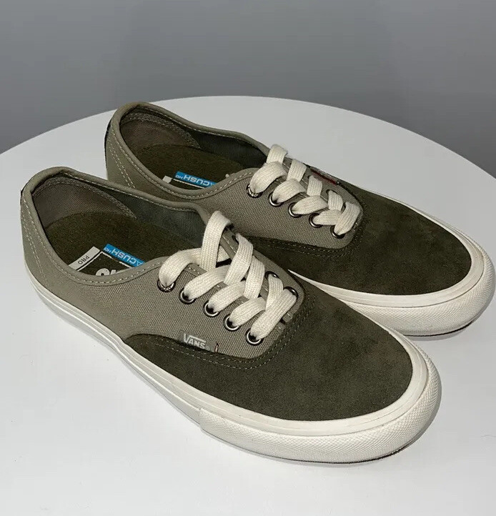 Men's Vans Ultracush Authentic Pro in Grape Leaf color size