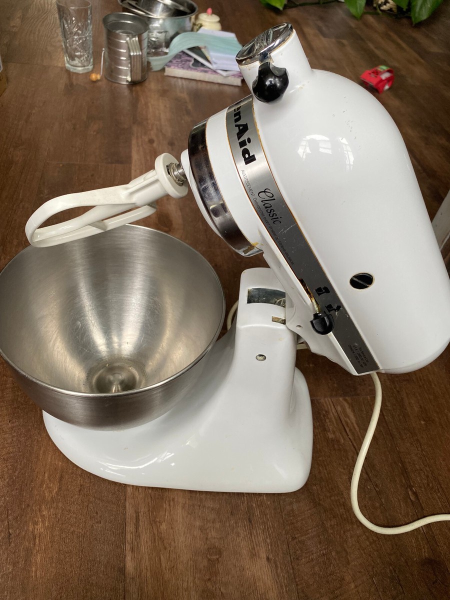 KitchenAid Classic Series K455 4.5 Quart Tilt-Head Stand