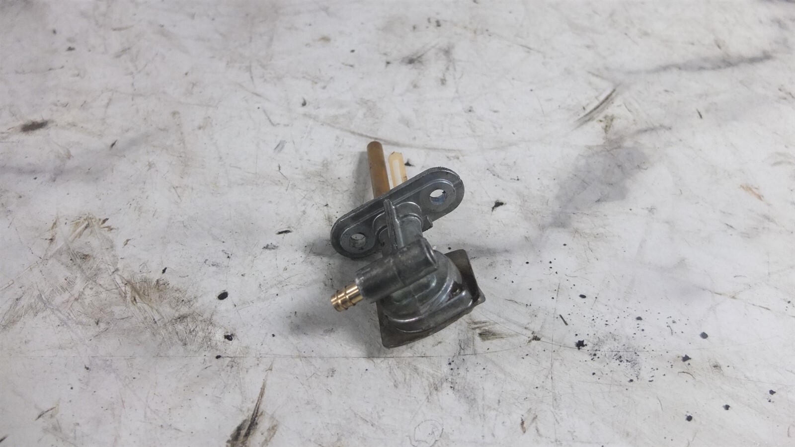 83 Yamaha XJ750 XJ 750 M Maxim Gas Fuel Valve Petcock eBay