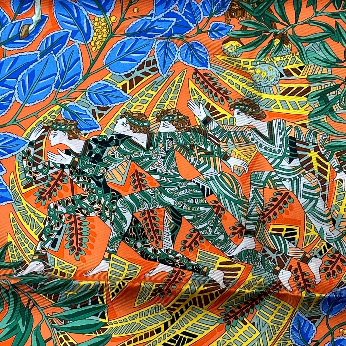 HERMES LA PROMENADE DE PLATON Carre 90 Orange 100% silk Scarf