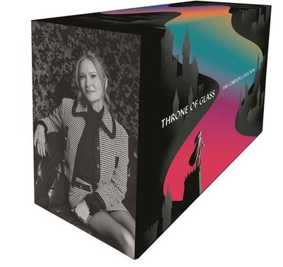 Bloomsbury Publishing USA Throne of Glass Paperback Box Set - by Sarah J Maas
