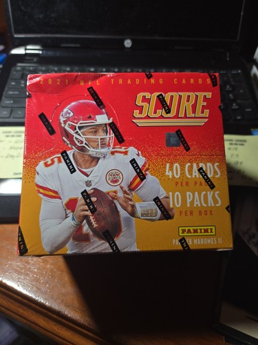 2021 Score Football Hobby Box Find 4 AUTOS Per Box TOM BRADY TD Tribute  !!!
