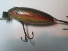 1 Lure Lot. CREEK CHUB BABY CHUB WIGGLER. Wood. Glass Eyes. Minor Wear.  1918