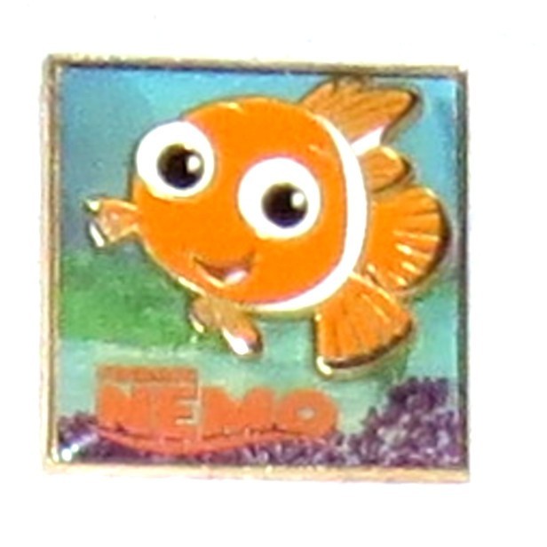 Disney Pin - with backing - Nemo - 3-D - 2004 - Square - Excellent