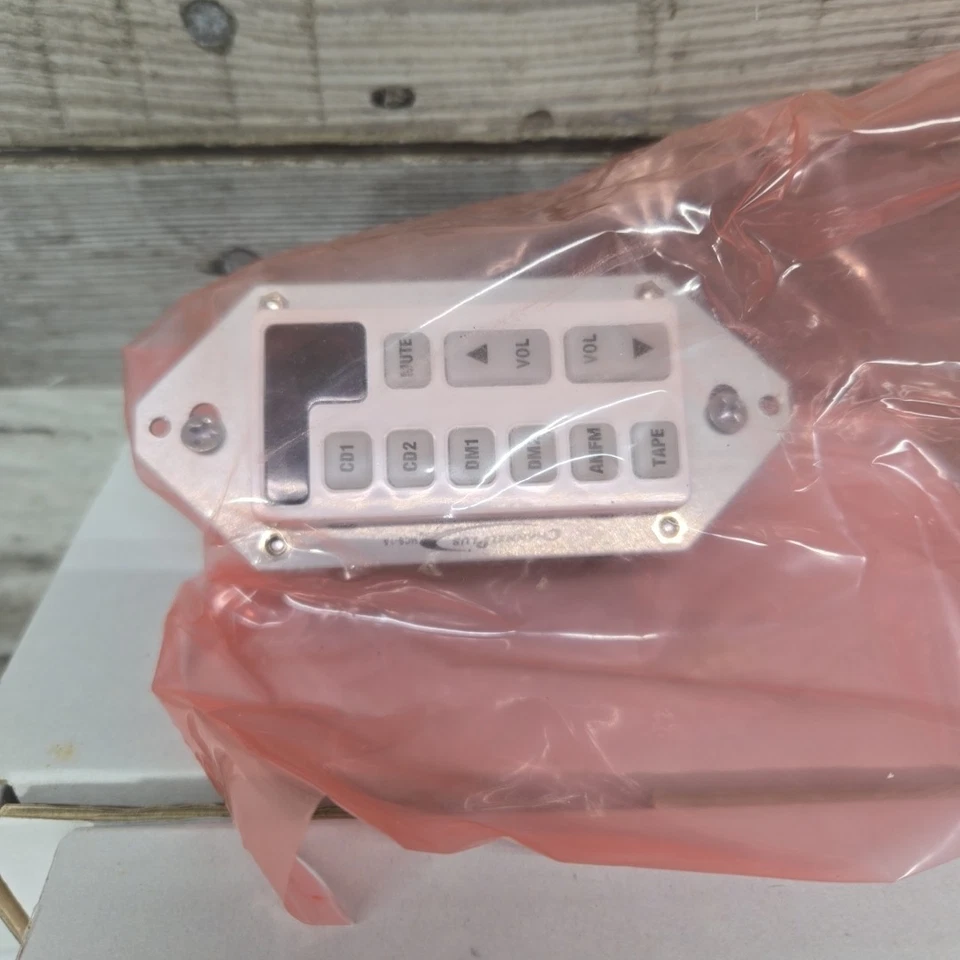 Russound Channel plus MDS 6 W/4x MCS-1A, 2x MCS-2A, 6x 2171 IR Repeater NEW - Image 4 of 4