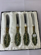 NIB 4 Bombay Leaf Design Spreader Cheese Knives Oakdale Pate With Box