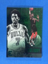 2017-18 Panini Essentials Green #28 Justin Holiday Chicago Bulls