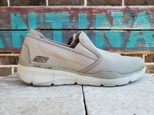 skechers relaxed fit equalizer 3.0 sneaker