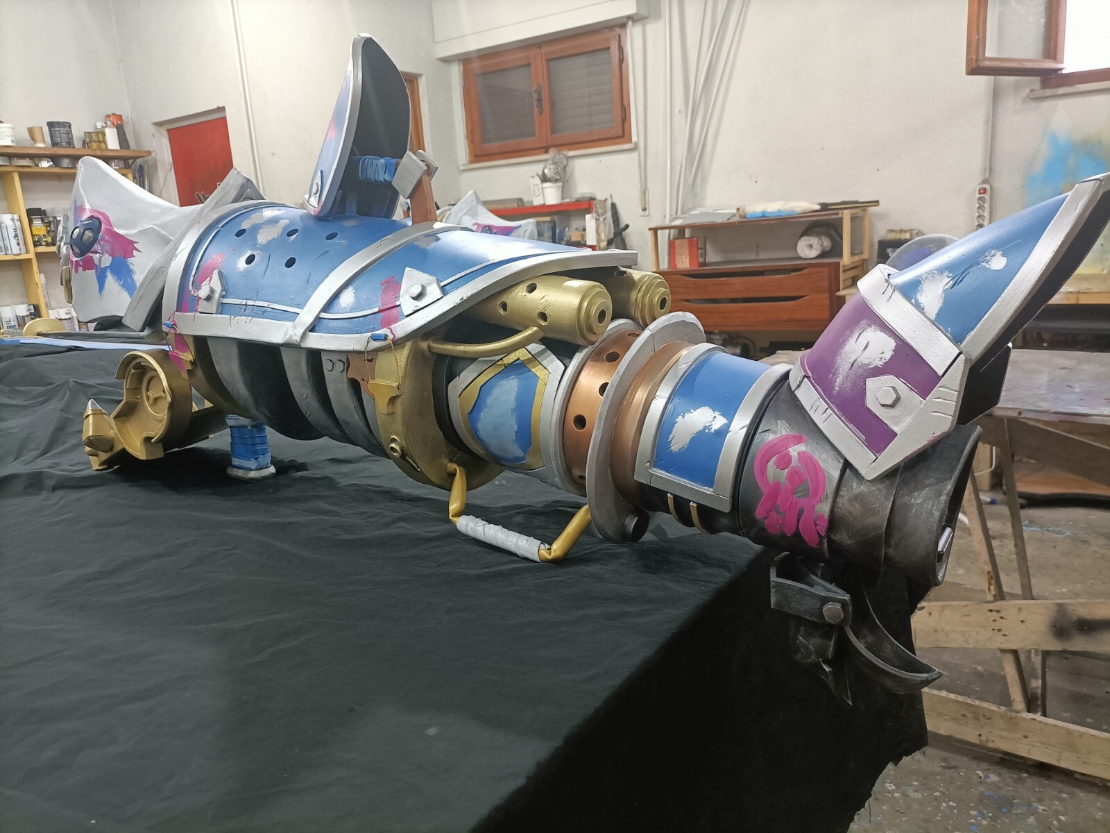 Picture 3 of 12