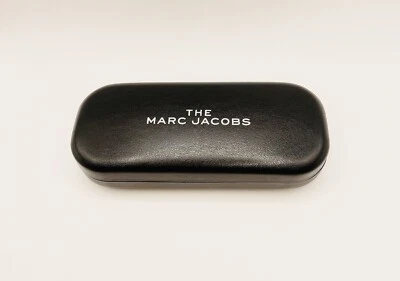 Marc Jacobs Brillen-/Sonnenbrillenetui schwarz mit Putztuch (15x6x1,8 cm)