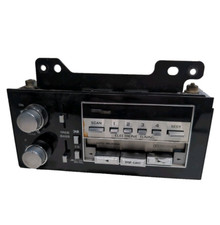 1983 Oldsmobile Toronado Audio Radio Am Stereo Cassette