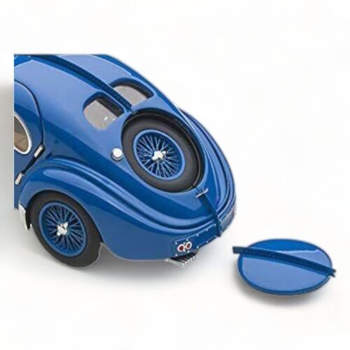 Modellino auto in scala 1/43 pressofuso Bugatti Type 57SC Atlantic Blue AutoArt - Foto 8 di 12